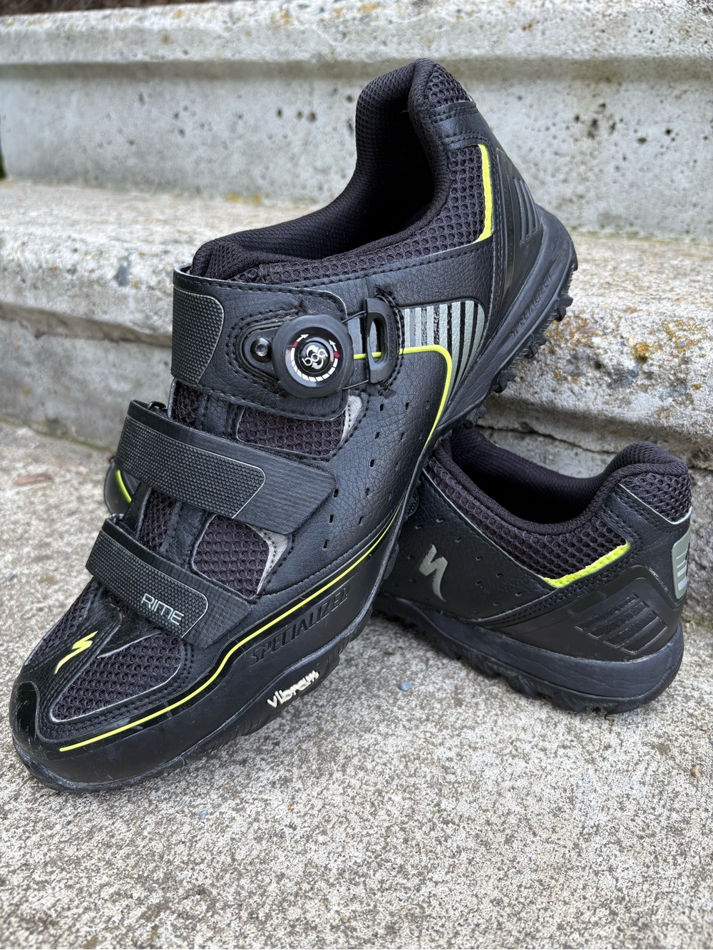 MENS Specialized || Rime MTB Cycling Shoes Vibram Sole Size US M 11.5 / W 13